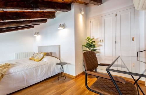 Chueca Apartment | Modern Duplex in the neighborhood of Las Letras