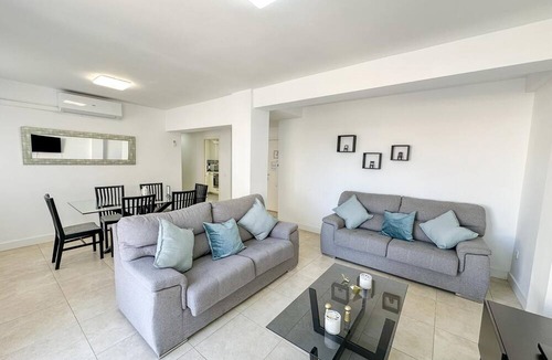 Plaza de Toros Vieja Apartment | Malaga Center Flat Salitre Terrace I