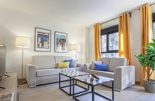 Atocha Apartment | Antonio Lopez XVI apartment in Madrid