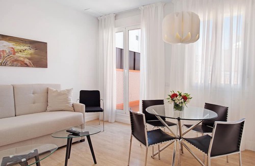 San Vicente Apartment | Apartamentos Metrópolis Sevilla
