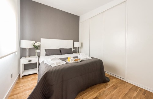 Embajadores Apartment | Latina Suite