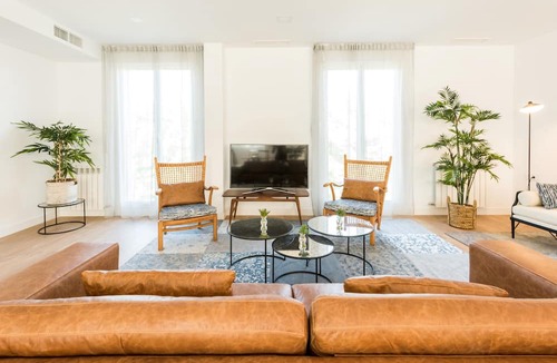 Moncloa - Arguelles Apartment | Amber Plaza de España Skyline