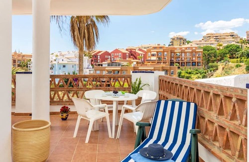 Mijas Apartment | Beautiful apartment for 4 people with pool, WIFI, A/C, TV and terrace