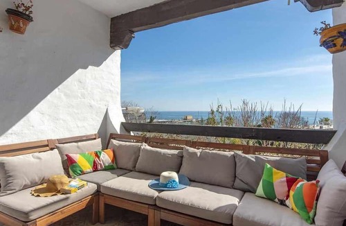 Torremolinos City Centre Apartment | Lovely Sea view Apartment Pueblo Blanco