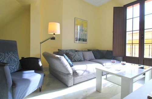 Alameda Apartment | L5.3 Dorm. Apartment with Terraces/WIFI/Air Conditioning/Kitchen
