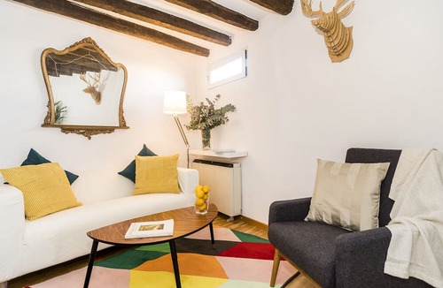 Sol Apartment | Waou Plaza Mayor I - Alquiler Corta Duración