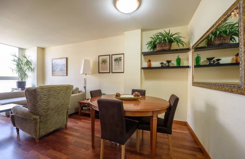 Sant Antoni Apartment | Sepulveda - RamblasRentals Stylish Bright 3BR New Catalan Flat 10m Ramblas - Parking - Wifi