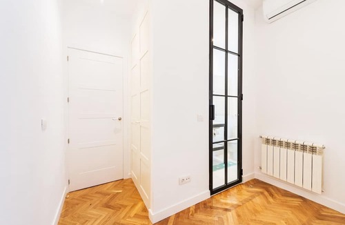 Jeronimos Apartment | Genteel Home Atocha - Two Bedroom Apartment, Sleeps 4