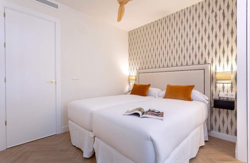 Santa Cruz Apartment | Genteel Home Plaza Santa Cruz