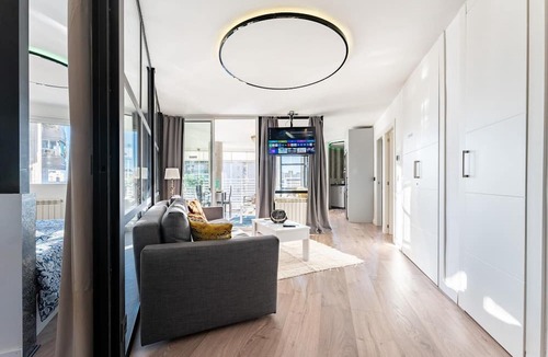 Torremolinos City Centre Apartment | Coxy Apartment in Almaria near centre