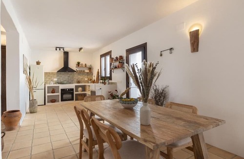 Niguelas Villa | Rustic house with a swimming pool in Nigüelas