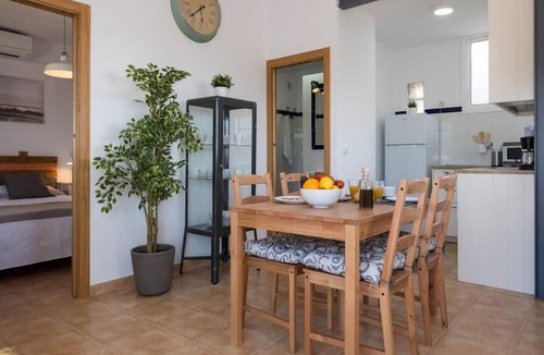 Chilches House | Casa Ronda mit privatem Pool in Chilches by Interhome