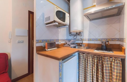 Benaocaz Apartment | Apartment 'Exclusivo' with Mountain View and Air Conditioning