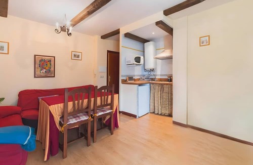 Benaocaz Apartment | Apartment 'Exclusivo' with Mountain View and Air Conditioning