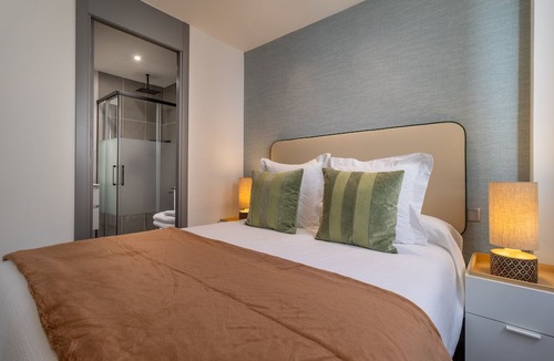 Barrio de La Latina Apartment | Cozy 2-Bed Apartment for 3 in La Latina