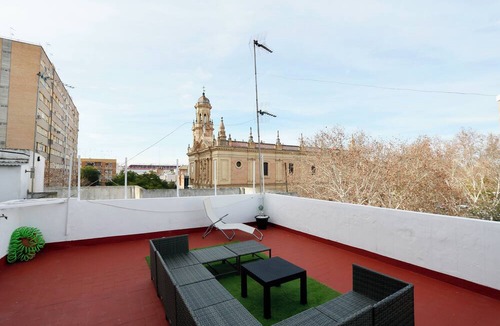 Nervion House | Casa EN Nervion - Nice & Cozy