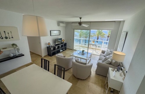 Marbella Seafront Promenade Apartment | Palm Beach 2-F - A Stylish Seaside Retreat in the Heart of Marbella