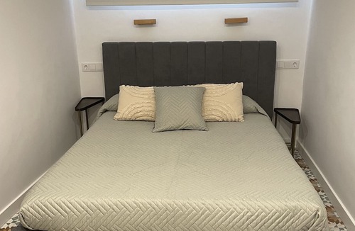 Manzanares Apartment | Aposentos La Condesa by La Condesa Carmen