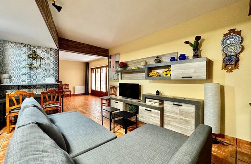 Galapagar Apartment | Apartment in Galapagar with Pool and Sauna