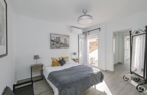 Malaga-Este Apartment | Cubo's Sea House Pedregalejo/close to the beach/urban/free wifi