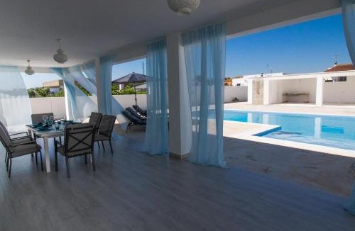 Marchena House | Casa rural Villa Myj