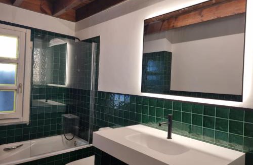 La Pereda House | El Nido de la Ardilla, Casa rural con jardín en Llanes reformada en 2026