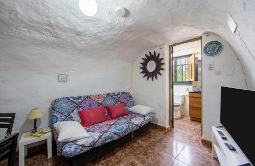 Gador House | Cueva