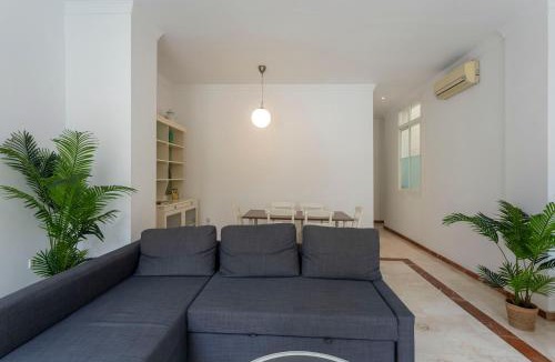 Ensanche Centro Apartment | Your Sunny Home in Málaga