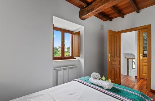 Loza House | Casa Salitre - Terraza Mirador y Vistas al Puerto de Ortiguera