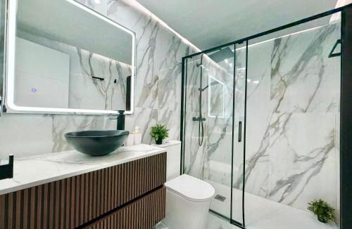 Fuengirola Apartment | Luxury Beachfront Bright & Spacious by TuriVida