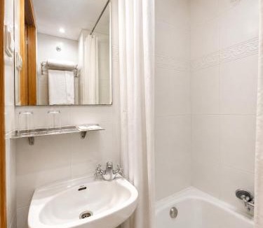 San Fernando de Henares House | Hostal Goyma II
