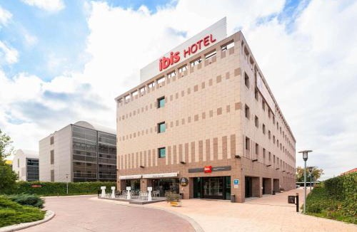 Alcala de Henares Hotel | Ibis Alcala de Henares La Garena