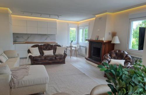 Medina De Pomar Villa | Rosales Collection Vacation Villa