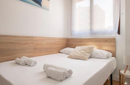 Rejas Apartment | Apartamento Renovado con Piscina, Gym y Parking cerca del Aeropuerto Metropolitano by beBalmy