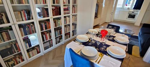 Moncloa - Arguelles Apartment | Apartamento de diseño con terraza en el centro