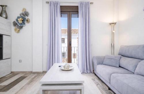 Alhaurin el Grande Apartment | Cubo's Urban Suite Town Centre