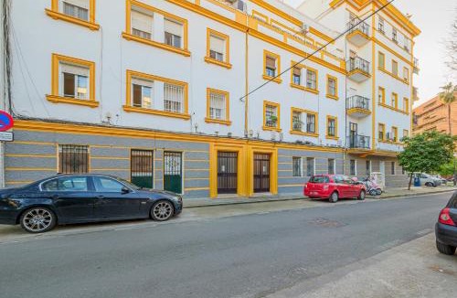 Nervion Apartment | Bonito y muy fresco apartamento con patio privado