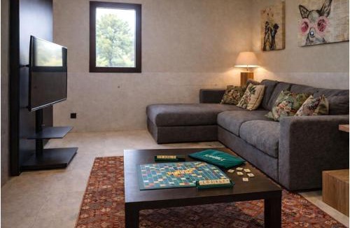 Villanueva de la Canada Villa | Magnifico Chalet en la Sierra de Madrid