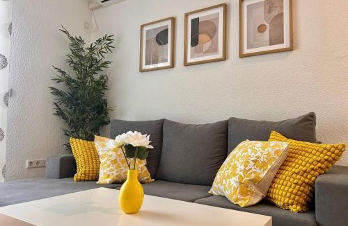 Distrito Sur Apartment | Impresionante Puente Romano de Córdoba Parking