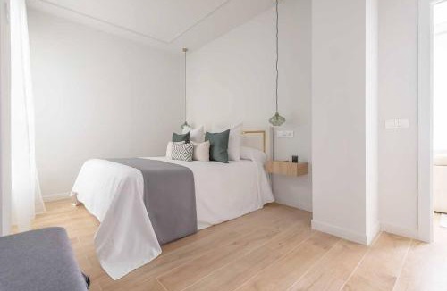 Cotos Apartment | Apartamento 2 - Premium en Castellana - 4 Torres
