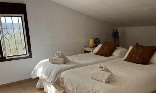 Malaga-Este House | Nature hideaway with private pool, garden & sauna 40 min to City Malaga