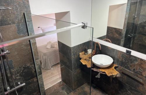 El Barraco House | Hostal Las Cruceras