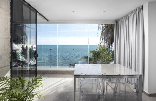 Benalmadena Costa Apartment | Perla Negra - Apartment with Private Beach Access