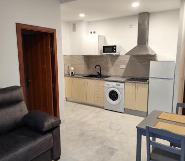 Parque Alcosa Apartment | FIBES Lux Sevilla Este.