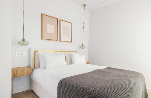 Cotos Apartment | Apartamento 5 - Elegante en Castellana - 4 Torres