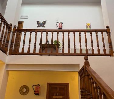 Peralejos de las Truchas Hostel | Hostal Altajo con Restaurante, Naturaleza & Descanso en el Alto Tajo