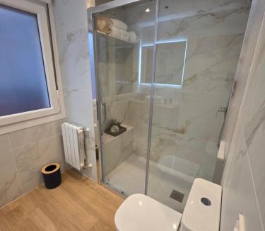 Aviles Apartment | Avilés Luce B - 3 habitaciones - 2 baños - VUT-7461-AS