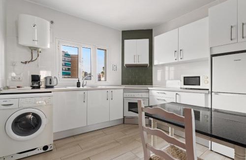 Carihuela Apartment | Erisa 31 by IVI Real Estate