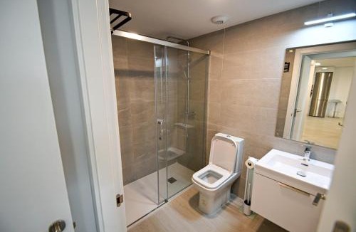 Rivas-Vaciamadrid Apartment | Timeless Elegance in Rivas