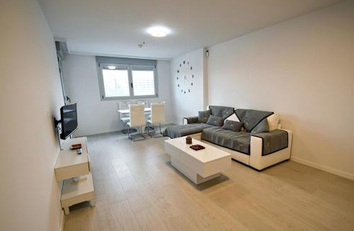 Rivas-Vaciamadrid Apartment | Timeless Elegance in Rivas